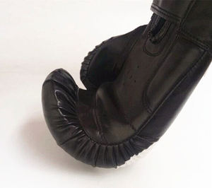 Nouvel arrivage de gants de boxe de haute qualité, personnalisables et originaux en cuir de vachette de toutes les couleurs disponibles - Product Image 5