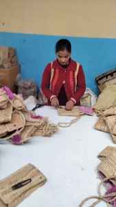 Alfombras multicolores hechas a mano de yute en 8X10 tamaño alfombras antirreversibles para sala de estar - Product Image 4