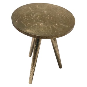 Table ronde en aluminium avec gaufrage et fond Table basse ou d'appoint ronde à trois pieds en métal fini or pour meubles de maison - Product Image 3