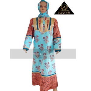 Femmes grande taille modeste à manches longues coton imprimé Jalabiya robe brodé cou conception en gros correspondant Hijab Ramadan - Product Image 1