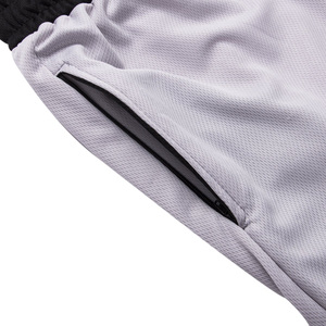 Shorts de basketball respirants pour hommes, gris uni avec bordure noire, taille élastique avec cordon de serrage, coupe classique, vêtements de sport toutes saisons - Product Image 5