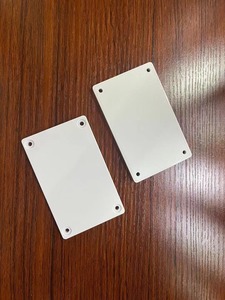 Etiqueta RFID UHF IP67 Resistente al Agua, ISO18000-6C, Montable con Tornillos para Almacén y Logística - Product Image 3