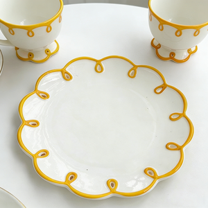 Vaisselle en céramique peinte à la main avec dentelle <span class=keywords><strong>creuse</strong></span> française personnalisée en gros, design vintage, ensemble de plats et de gobelets pour desserts pour les fêtes - Product Image 2