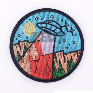 Patch brodé personnalisé sur mesure en gros, nouvelle arrivée, vente chaude, patch brodé adhésif avec bordure Merrow - Product Image 6