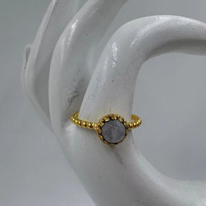 El mejor precio, anillo de racimo de Latón chapado en oro delicado, regalo de boda para mujer, hipoalergénico, resistente al deslustre con estilo clásico - Product Image 1