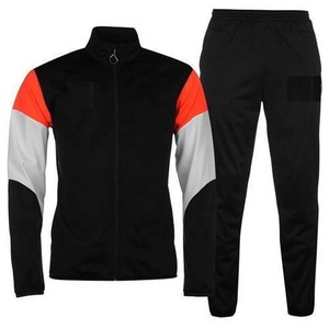 Conjunto Deportivo Completo con Capucha, Ecológico, Estampado, Transpirable y Elástico para Entrenamientos Intensivos - Product Image 4