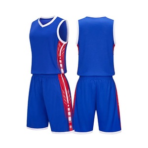 Tenue d'entraînement de basketball personnalisable à séchage rapide, respirante et légère – Maillots et ensembles de sport pour hommes et femmes - Product Image 2