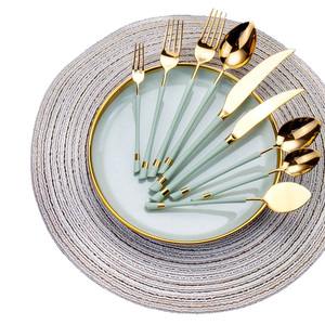 Venta al por mayor de diseño premium de oro pulido suministro indio hecho a medida de metal reutilizable juego de cubiertos - Product Image 3