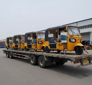 รถสามล้อไฟฟ้าสำหรับผู้โดยสาร 48V 501-800W แบบเปิดประทุน 3 ที่นั่ง โครงเหล็ก ได้รับการรับรองมาตรฐาน DOT สีดำพร้อมหลังคาสีเหลือง - Product Image 2