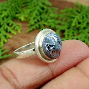 Bague en argent 92.5 avec silicone naturel rond 12mm pierre précieuse brute faite à la main délicate mignonne bijoux fins plaqué rhodium incrustation réglage - Product Image 3