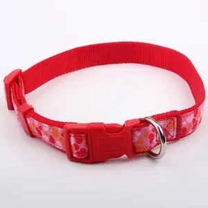 Collar de perro ajustable de lujo, estampado de nailon de la mejor calidad con decoración de plumas, Material de poliéster - Product Image 1