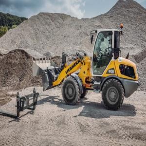 Cargador Frontal Compacto de Alta Calidad con Motor Diésel Euro5 para Jardinería y Agricultura - Product Image 5