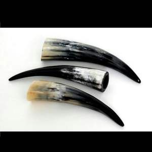 Décoration artisanale en corne de bœuf pour l'intérieur de la maison, pièce d'art rustique traditionnelle, matériau naturel, qualité supérieure, design fait main. - Product Image 2