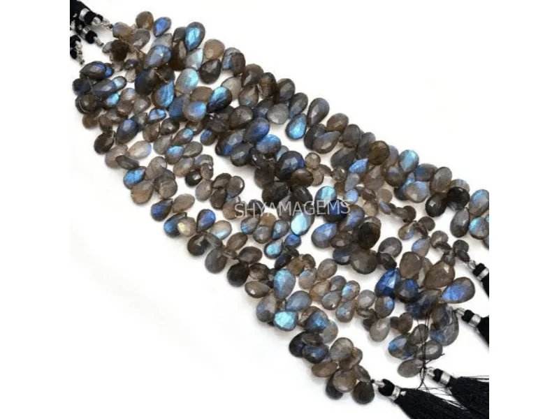 เช่นเดียวกับภาพ