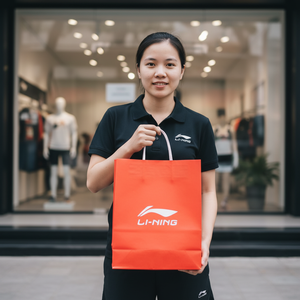 Sacs shopping en papier d'art de luxe personnalisés, biodégradables, écologiques, finition laminée pour les marques de vente au détail, emballage cadeau, décoration - Product Image 5