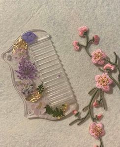 <b>AESTHETIC</b> QUALITY PROFESSIONAL FINE CUTTING COMBS Professional Barber Hair Comb for Salon Styling Use Resin Material - Product Image 2