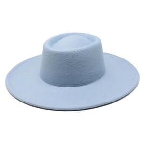 Chapeau Fedora à large bord de 9,5 cm de haute qualité en gros, chapeau en feutre à sommet plat unisexe pour femmes et hommes - Product Image 5