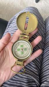 Brújula Náutica Clásica de Latón Macizo, Instrumento de Navegación de Bolsillo, Coleccionable para Capitán de Barco Marítimo o Marinero - Product Image 4