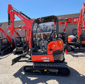 Excavatrice compacte Kubota U35-4 à grande capacité, à bras court, à prix avantageux - Product Image 4