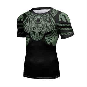 Créez votre Rash Guard Noir Uni Personnalisé – Rash Guard MMA et BJJ à Manches Longues Vierge pour Homme – Vente en Gros - Product Image 2