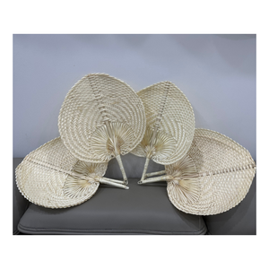 พัดลมมือถือไม้ไผ่คุณภาพสูงพัดลมพับได้แบบดั้งเดิมทำจากไม้ไผ่ธรรมชาติสำหรับงานเทศกาลหรือใช้งานประจำวันส่งออกด้วยมือไม้ไผ่ - Product Image 3