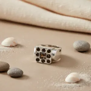 แหวนเงินแท้ 925 ชุบโรเดียม งานแฮนด์เมด ประดับด้วยพลอยโทแพซทรงเหลี่ยม สไตล์โบฮีเมียน สำหรับผู้ชาย - Product Image 2