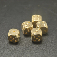 Dés à six faces en laiton poli de 11 mm, cube métallique antique pour jeux de rôle, poker, bars et jeux de collection