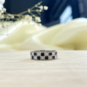 Moda 925 Anillos de esmalte de plata esterlina Tablero de ajedrez Diseño en blanco y negro Joyería unisex - Product Image 1