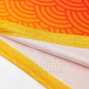 Uniforme de football personnalisable 100% polyester, vêtements d'équipe de haute qualité disponibles en différentes couleurs personnalisées à vendre - Product Image 5