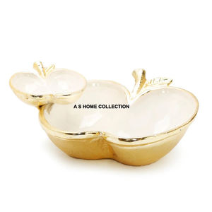 Bol à fruits élégant en forme de pomme en métal pour la cuisine moderne et la table à manger. - Product Image 1