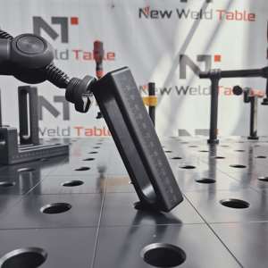 Mesa de soldadura 3D con sistema de movimiento de riel, puede cambiar rápidamente de posición de acuerdo con las necesidades de los proyectos de soldadura - Product Image 5