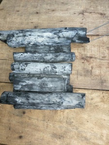 CHARBON DE BOIS BLANC HAUTE CALORIE POUR BARBECUE À LONGUE BRÛLURE FABRIQUÉ À PARTIR DE LYCHEE LONGAN EUCALYPTUS BOIS BIWOOD VIETNAM - Product Image 3