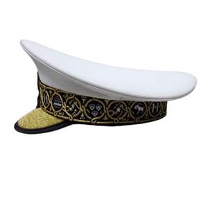 C'est une casquette de bureau blanche à visière avec un emblème du blason croate. - Product Image 3