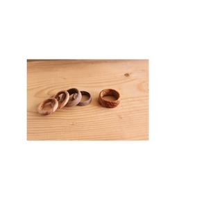 Rond de serviette en bois fait à la main pour la décoration de la table à manger de ferme rustique avec une finition naturelle élégante - Product Image 2