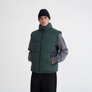 Alta calidad invierno cálido personalizado tamaño grande Casual suelto sólido sin mangas cuello mandarín ecológico hombres chaleco acolchado - Product Image 3