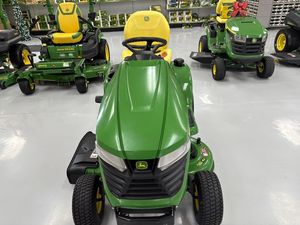 ซื้อเครื่องตัดหญ้าแบบนั่งขับ John Deere X370 - Product Image 3