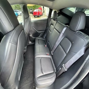 2021 Tesla Model Y Long Range AWD Totalmente opcional Caja de cambios automática usada Asientos de cuero R18 Neumáticos Left Dark Ready Shipping - Product Image 5