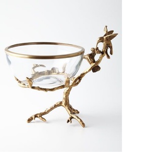 Bol décoratif en laiton et aluminium fait main, personnalisé, finition premium, pour service hôtelier et décoration maison et table - Product Image 4