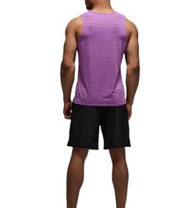 เสื้อกล้ามสำหรับผู้ชายและโลโก้ที่กำหนดเองสำหรับชุดลำลองและชุดออกกำลังกายสำหรับออกกำลังกายในฤดูร้อนแขนกุดสีทึบ - Product Image 6