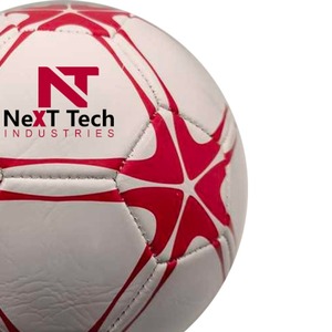 ลูกบอลฝึกฟุตบอลวัสดุ PU สำหรับการฝึกซ้อมพร้อมดีไซน์ที่กำหนดเองและโลโก้ตามสั่งโดยอุตสาหกรรมเทคโนโลยีถัดไป - Product Image 3