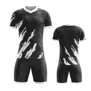 Conjunto de Camiseta de Fútbol de Primera Calidad, 100% Poliéster, Secado Rápido, Logotipo Personalizado, para Adultos Hombres, con Nombres y Números de Equipo Personalizados - Product Image 1