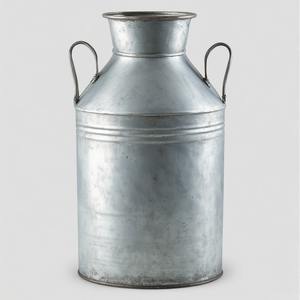 Bidon de lait galvanisé décoratif rustique avec finition classique parfait pour les cafés et les intérieurs de jardin de ferme en plein air - Product Image 5