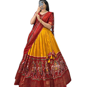Nouvelle robe de soirée en soie Dola Minakari et imprimé feuille Lehenga Choli avec combinaison Patola et Paithani qui a l'air vibrant - Product Image 1