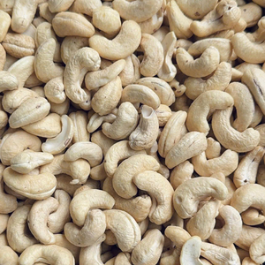 Vietnam Factory Cashew Nuts WW180, WW240, WW320, LP Raw Cashew Nut W180 Cashew Nuts Customer OEM ODM Requirement - Product Image 1