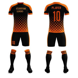 Ensemble de maillots de football de qualité personnalisé Ensemble d'uniformes de football Kit d'équipe complet de football Maillot de qualité Vêtements de football pour hommes - Product Image 2