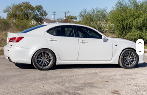 Lexus IS F 2011 Usado a Precio Accesible, Motor V8 de 416 hp, Interior Bicolor - Product Image 2