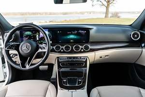 Mercedes-Benz E450 4Matic Plus 2021 Usado en Buen Estado, Sin Accidentes, Volante a la Izquierda/Derecha - Product Image 3