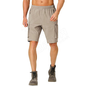 Pantalones cortos cargo con múltiples bolsillos y cintura ajustable: duraderos y cómodos para jugar y divertirse al aire libre - Product Image 1