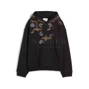 Pull à capuche avec motif graphique en strass Sweat à capuche Basics de haute qualité avec design en strass scintillant - Product Image 1
