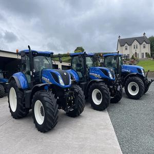 Tracteurs New Holland durables de 75 CV à 4 roues motrices, boîte de vitesses fiable, pompe, moteur, prix bas, livraison rapide, équipement agricole longue durée de vie à vendre - Product Image 2